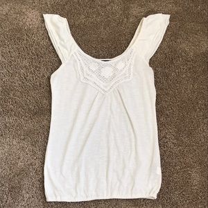 Women’s cream top